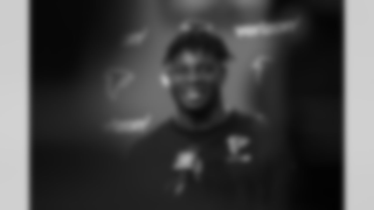 LB Sean Weatherspoon