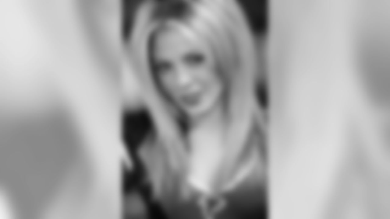 Atlanta Falcons Cheerleader Shauna K. (PHOTOS: Art Morrison, Special to AtlantaFalcons.com)