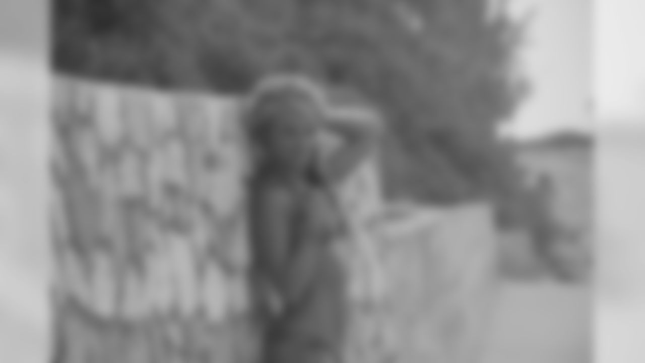 The Atlanta Falcons Cheerleaders are in Jamaica for their 2012-13 swimsuit calendar photo shoot // Atlanta Falcons Cheerleaders Swimsuit Calendar Shoot - Day 2 // May 31, 2012 // Jamaica -