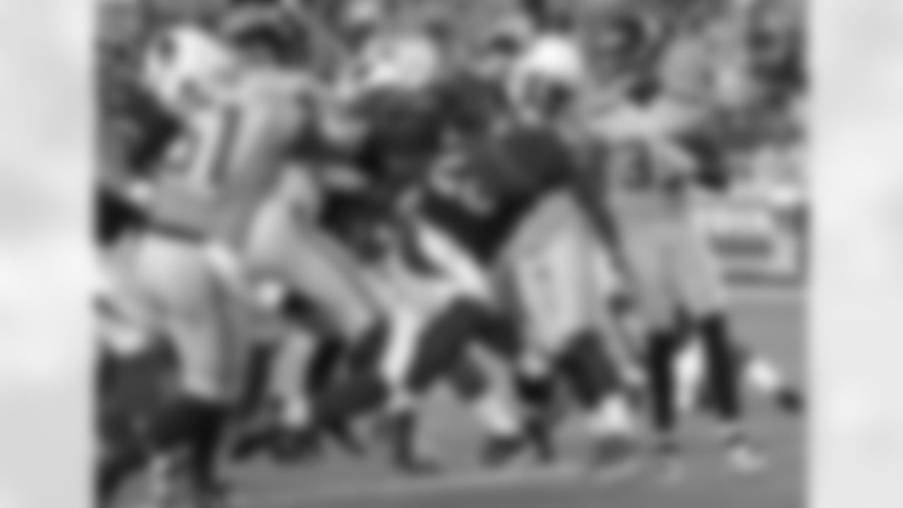 RB Rashard Mendenhall hasn't been practicing this week due to a toe injury. He has yet to be ruled out. Andre Ellington will get the start if Mendenhall isn't cleared to play. Will the Cardinals run game be effective?