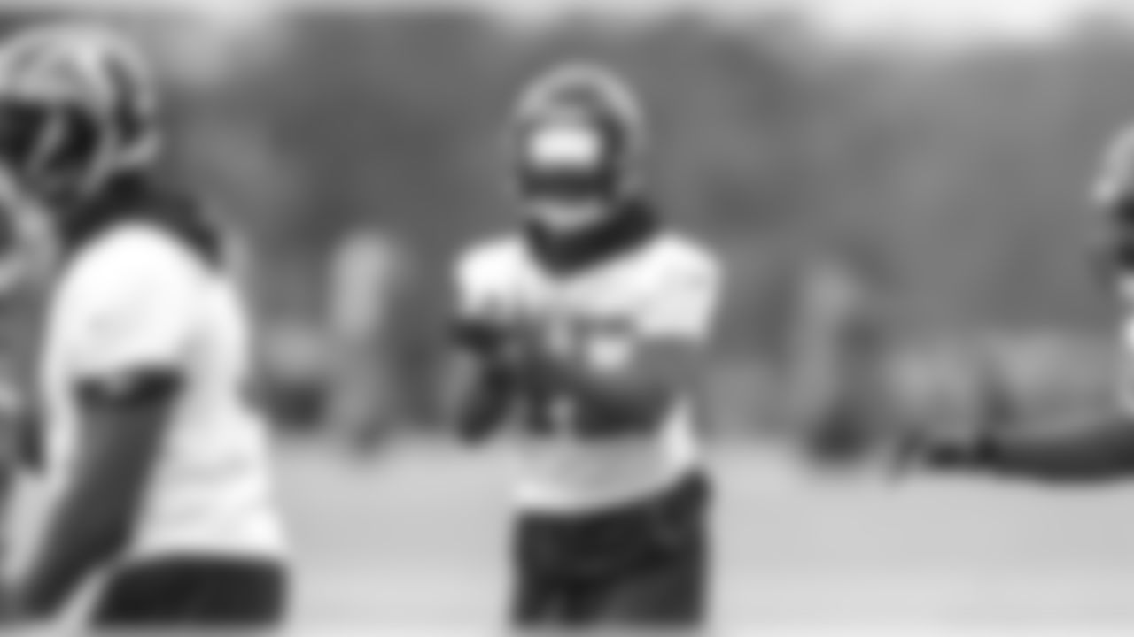 LB Deion Jones
Atlanta Falcons / Stacey Ward