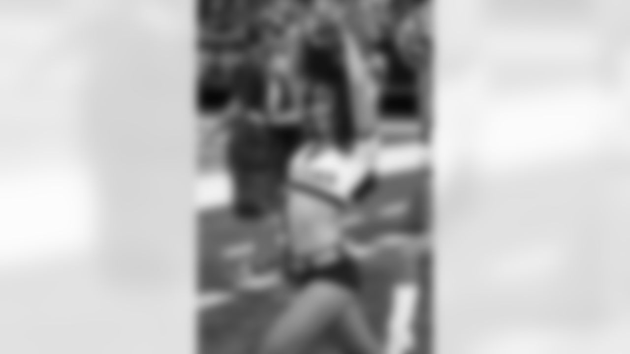 Cindy L. // Falcons vs. Dolphins - Cheerleaders // August 12, 2011 // Atlanta -