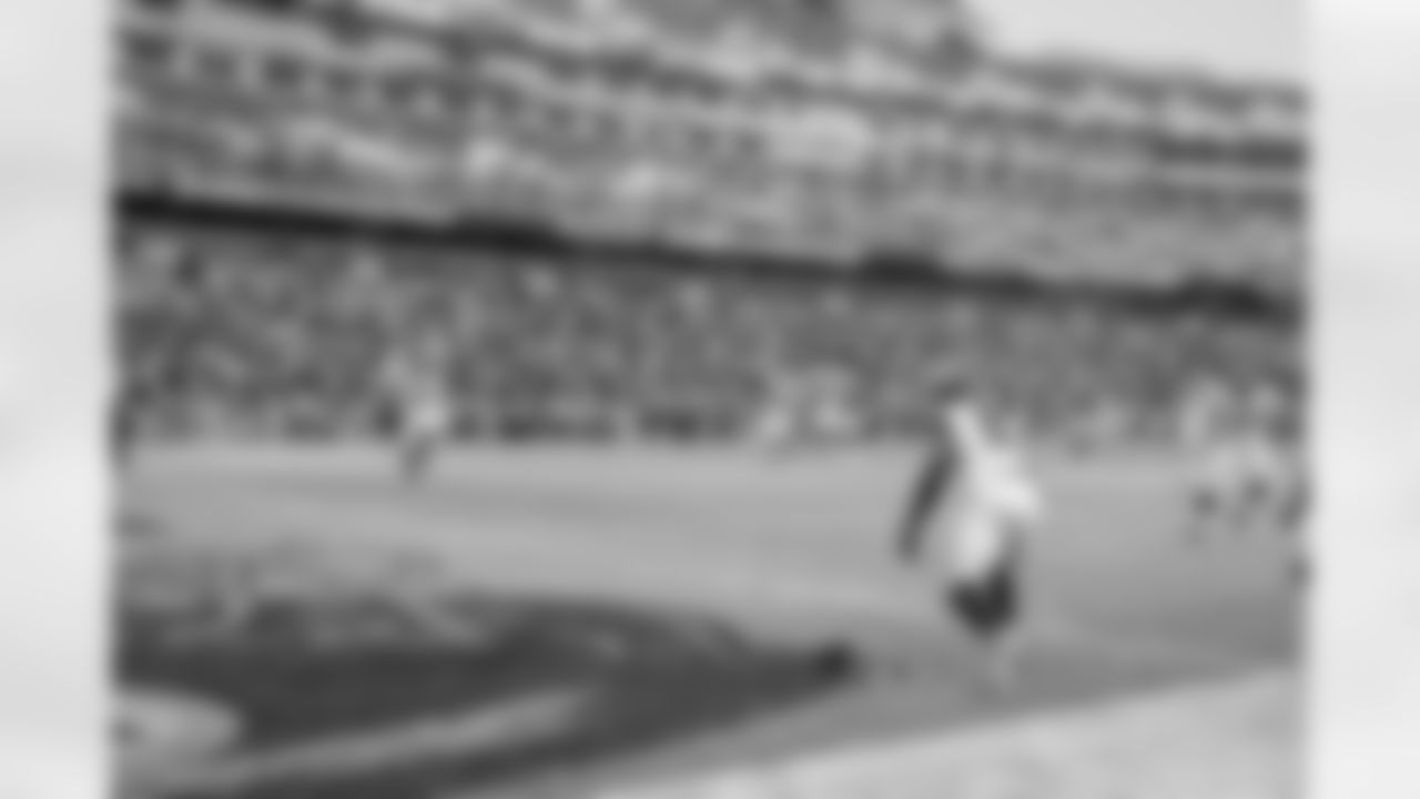 WR Julio Jones keeps going for his first touchdown of the 2018 season.