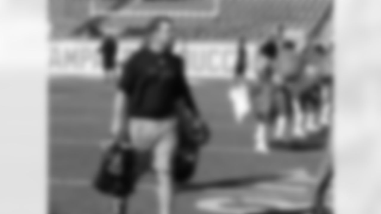 Falcons at Buccaneers // 12/5/10 - Raymond James Stadium