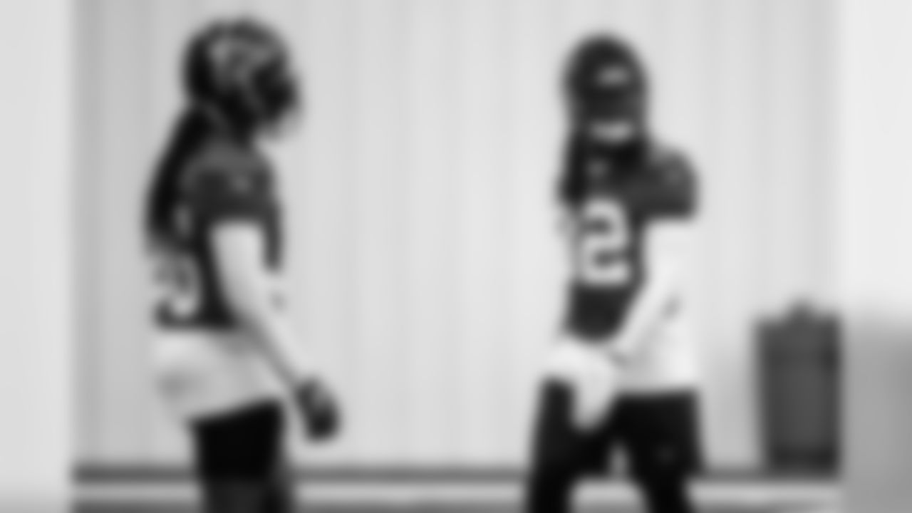 Atlanta Falcons defensive back Johnathan Cyprien #32 focuses on instruction during practice. (Photo by Kara Durrette/Atlanta Falcons).