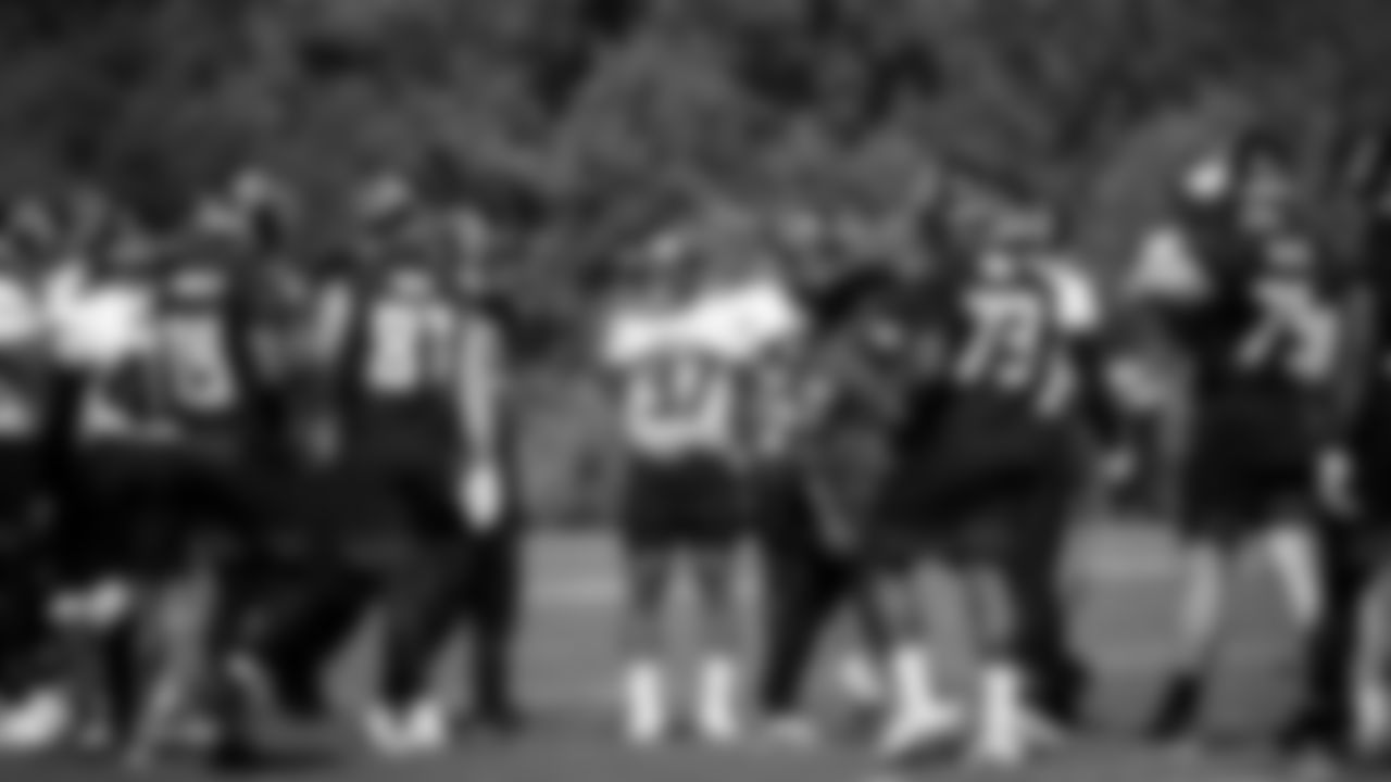 Atlanta Falcons free safety Ricardo Allen #37 brings in the huddle during practice at IBM Performance Field. (Photo by Kara Durrette/Atlanta Falcons)