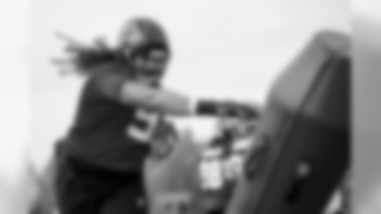 Atlanta Falcons defensive tackle Tyeler Davison #96 in action during practice. (Photo by Kara Durrette/Atlanta Falcons)