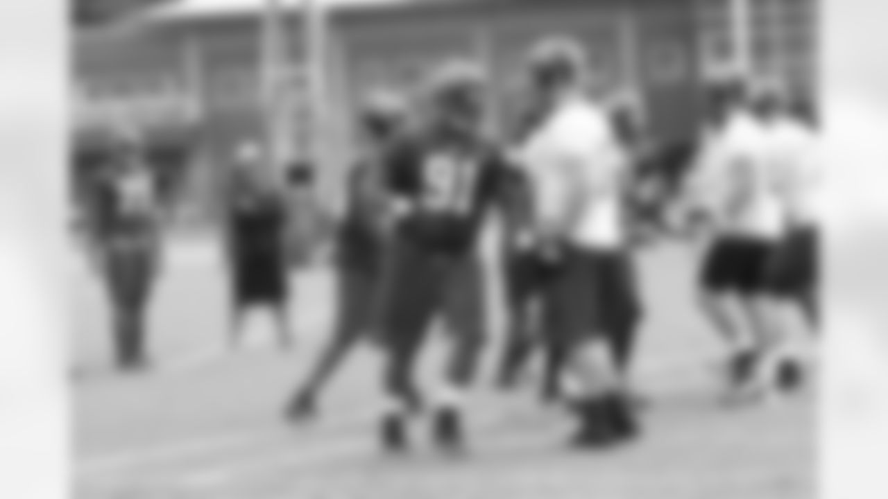 DT Corey Peters