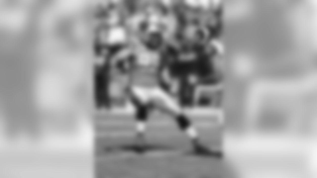 LB Chase Blackburn