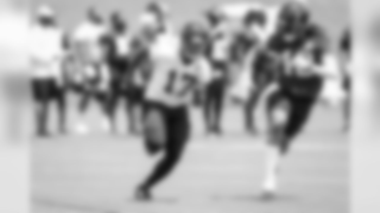 WR Olamide Zaccheaus, CB Ryan Neal