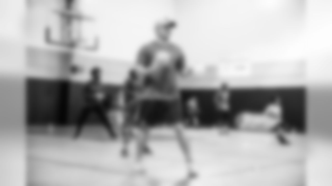 LS Kyle Vasey