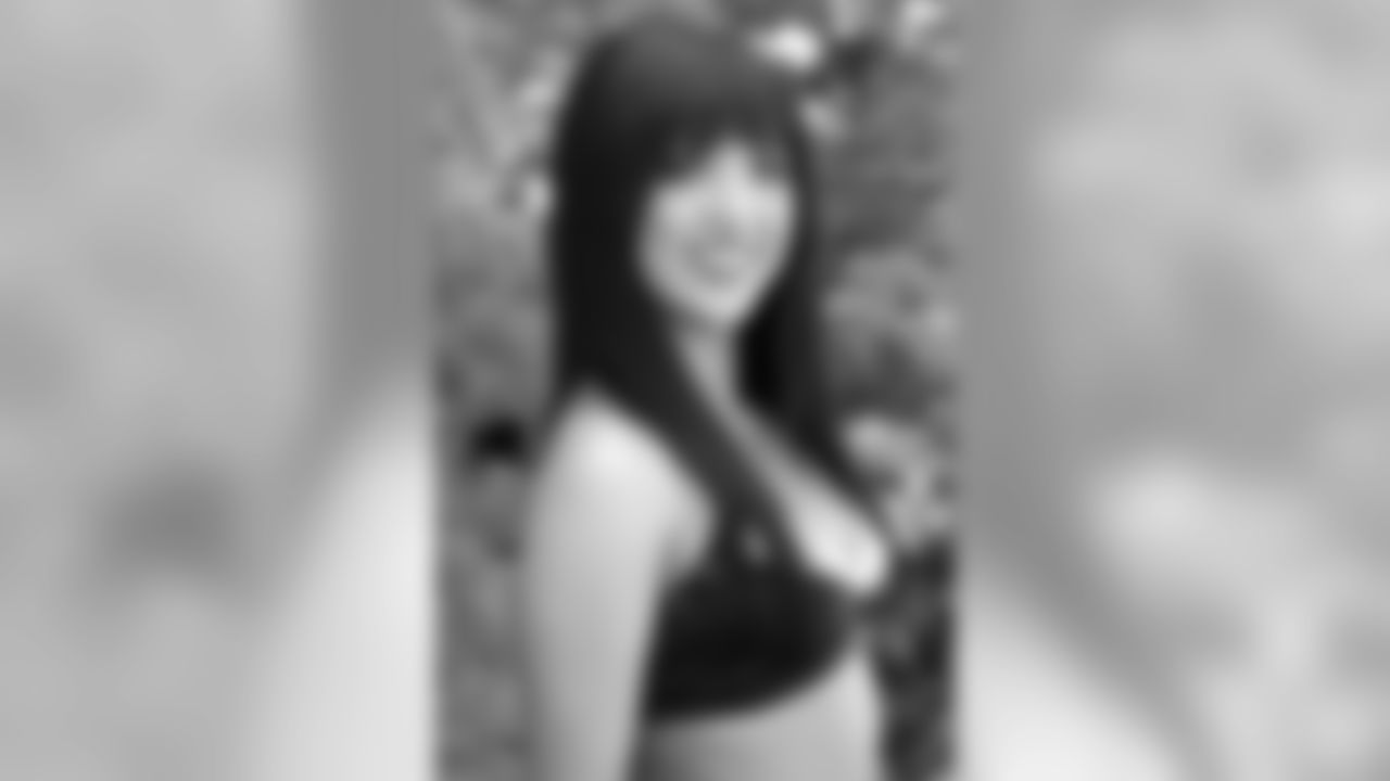 Allie A. // 2011 Atlanta Falcons Cheerleaders Studio Shots // 2011 // Atlanta -