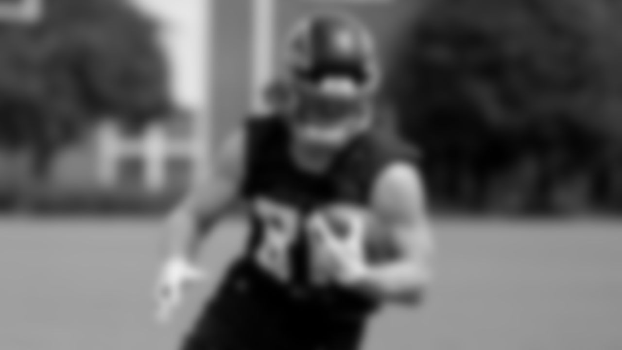 Atlanta Falcons tight end Hayden Hurst #81 in action during practice at IBM Performance Field. (Photo by Kara Durrette/Atlanta Falcons)