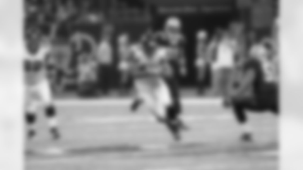 The Falcons and Saints face off in the Superdome for a shot at the NFC South title // Falcons at Saints - 2011 // Dec. 26, 2011 // New Orleans -