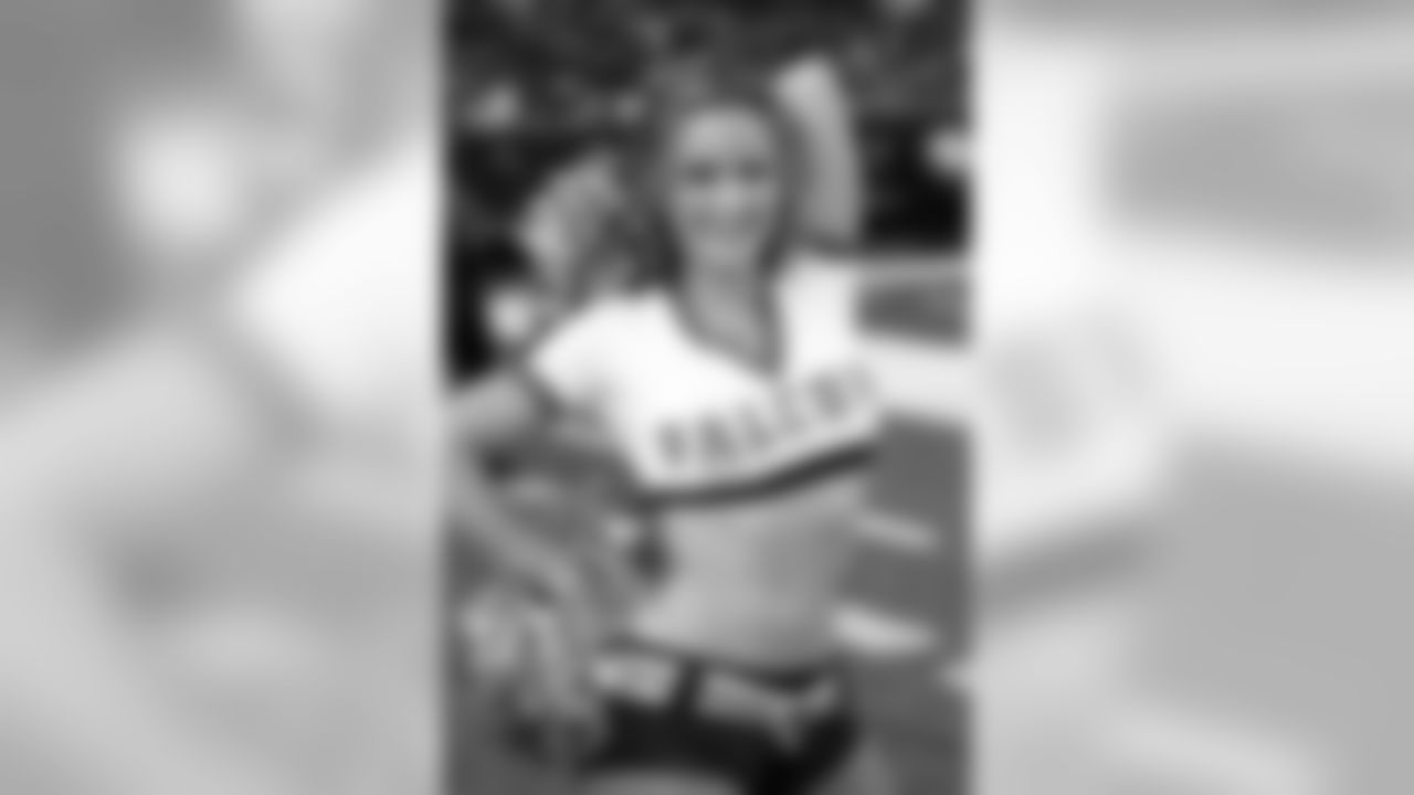 Susanne H. // Falcons vs. Dolphins - Cheerleaders // August 12, 2011 // Atlanta -