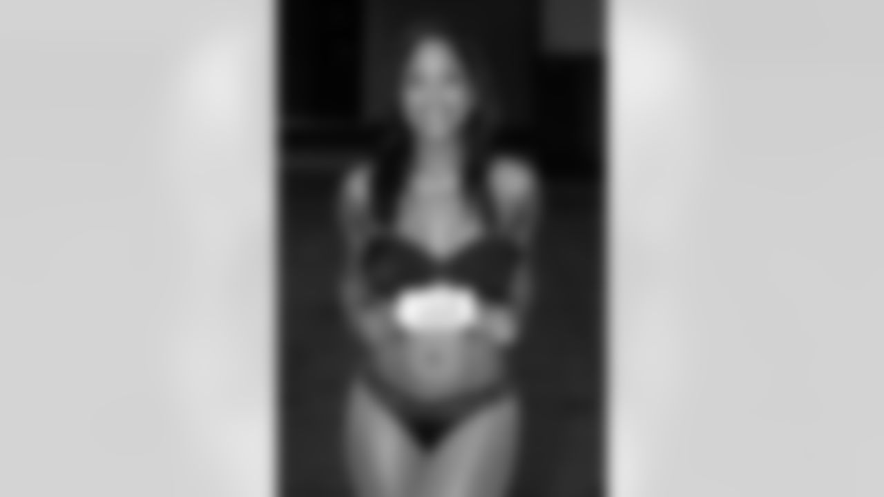 Kelly P. // 2011 Atlanta Falcons Cheerleaders Audition Finalists // 2011 // Atlanta -