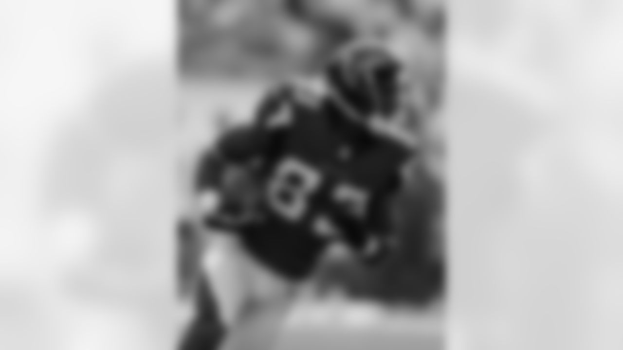 WR Harry Douglas