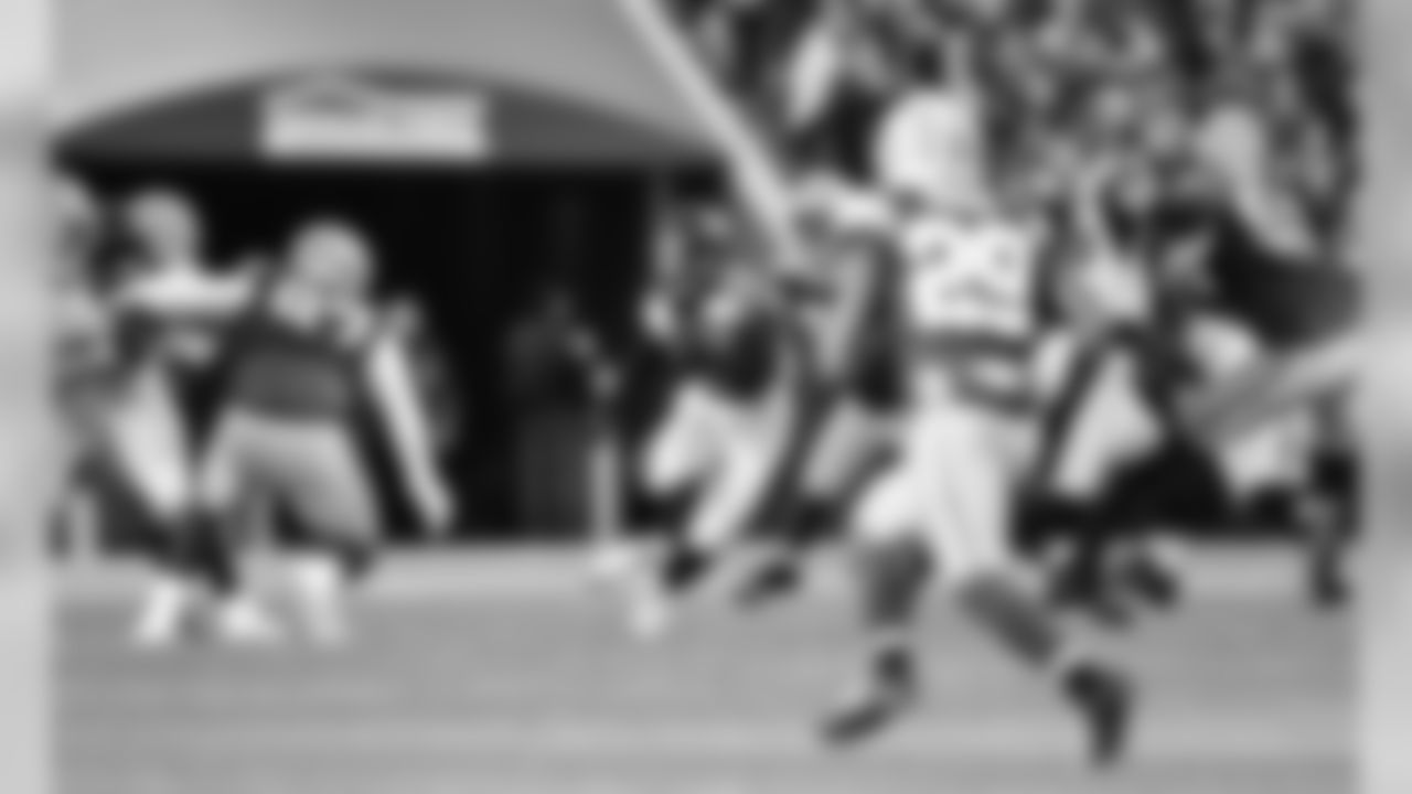 RB Ito Smith
Atlanta Falcons / Alika Jenner