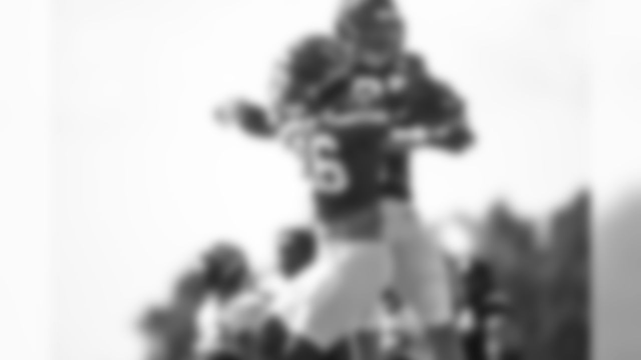 WR Lamar Jordan, TE Jaeden Graham