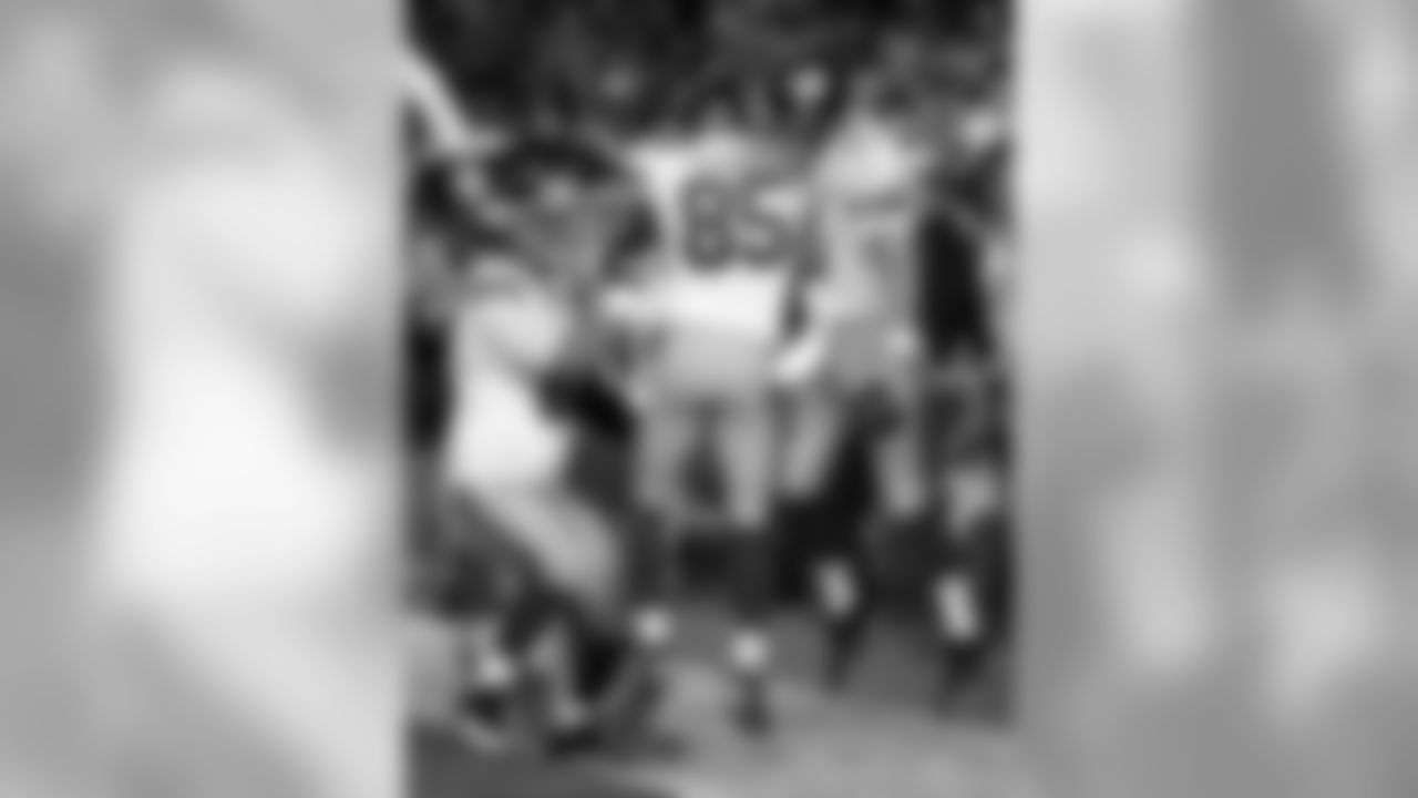 After having a rough start, the New York Giants have gained momentum and looked like a tough team the past two games. The Giants defeated the Houston Texans by 13 points and the Washington Redskins by 31 points, both large margins of victory.