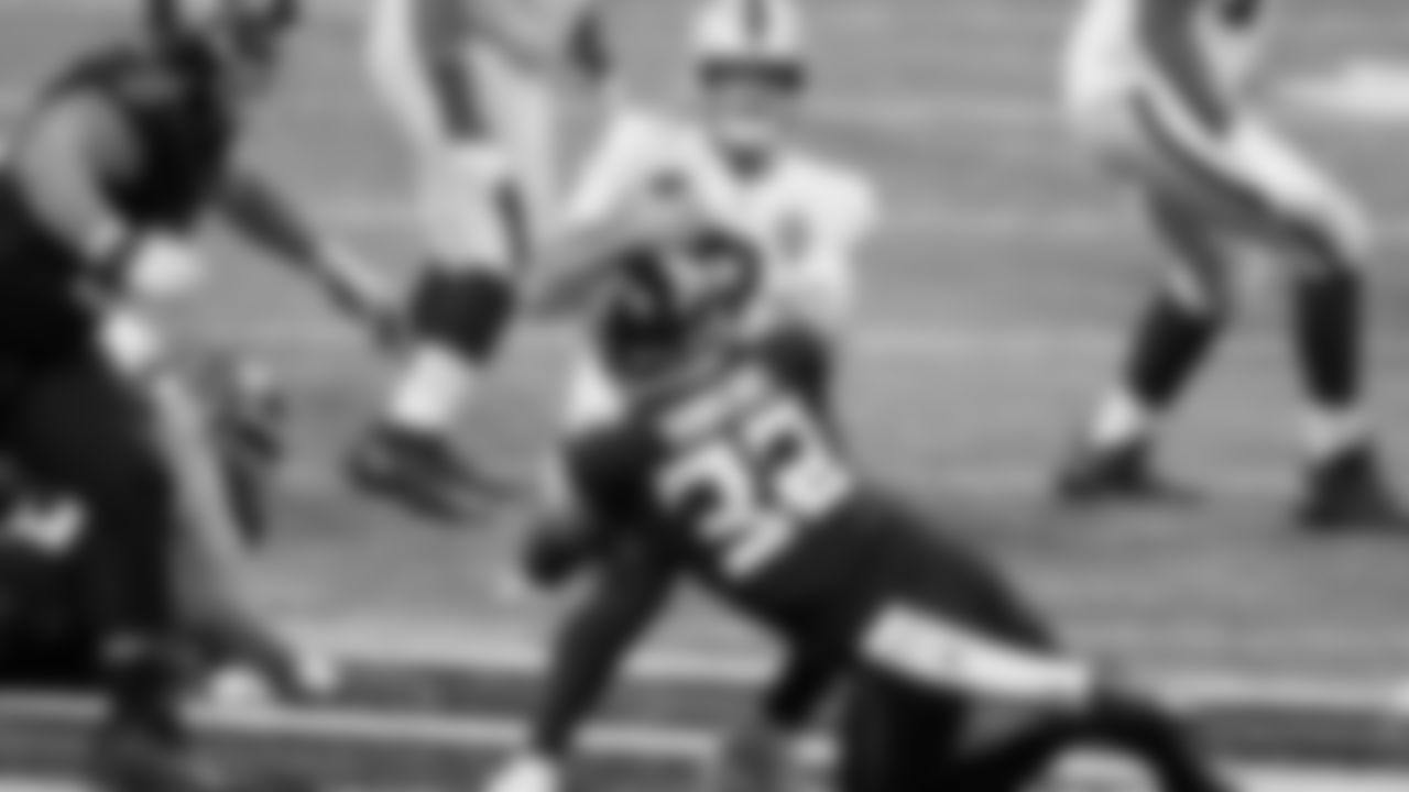 Atlanta Falcons safety Jaylinn Hawkins #32 sacks Las Vegas Raiders quarterback Nathan Peterman #3 during the second half against the Las Vegas Raiders on November 29, 2020.