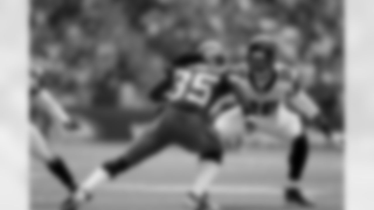 The Falcons and Seahawks meet at Seattle's CenturyLink Field during the fourth week of the regular season // Falcons at Seahawks - 2011 // Oct. 2, 2011 // Seattle -