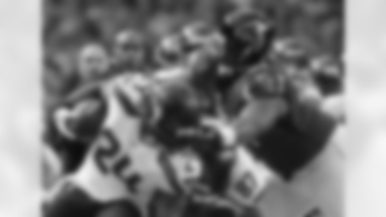 Falcons defensive tackle Corey Peters was able to pentrate the Bills' offensive line last Sunday and registered six tackles. Peters will look to have the same success against the Packers this weekend.