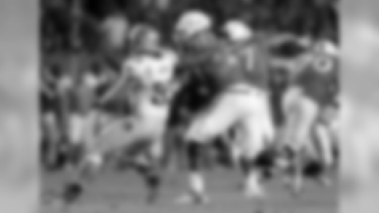At 6-foot-7, 331 pounds, Henderson has the size and ability to be a force at right tackle in the NFL.