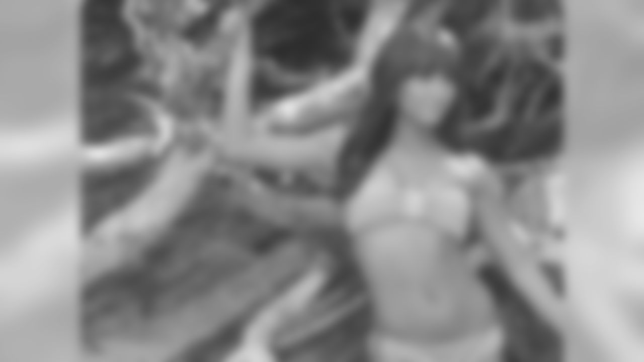 Natalie S. // 2011 Atlanta Falcons Cheerleaders Swimsuit Calendar Photo Shoot // 2011 // Bermuda -