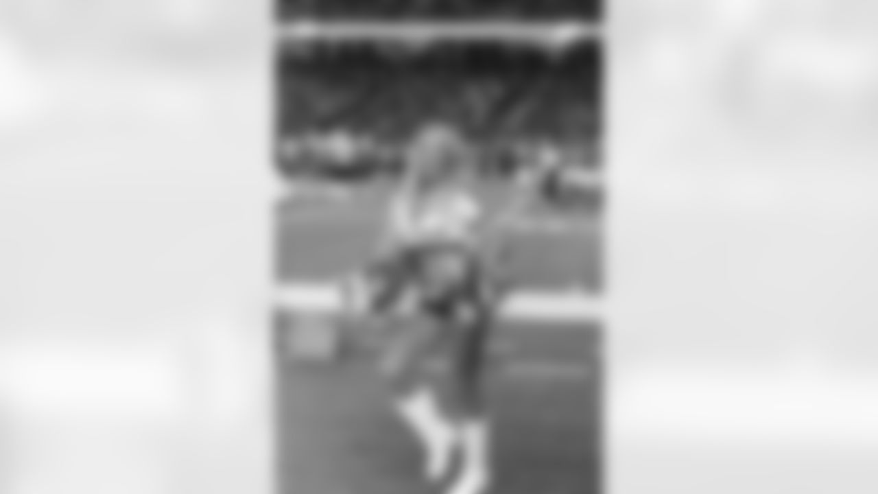 PHOTO: Kristen Thompson, Atlantafalcons.com