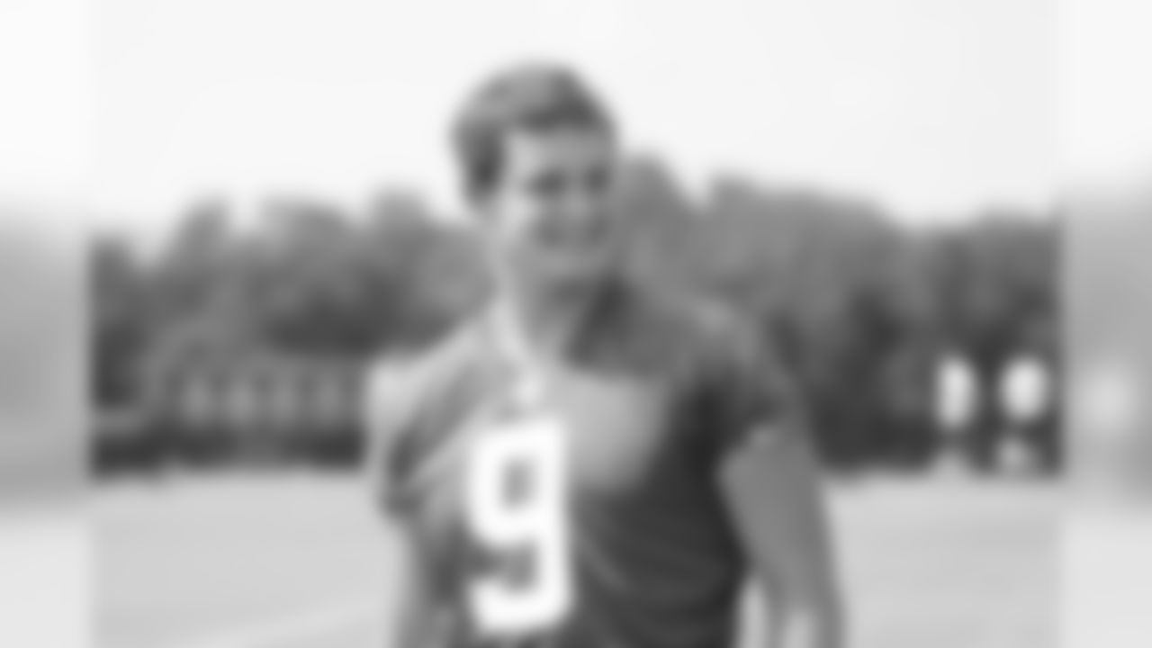 QB Jeff Mathews