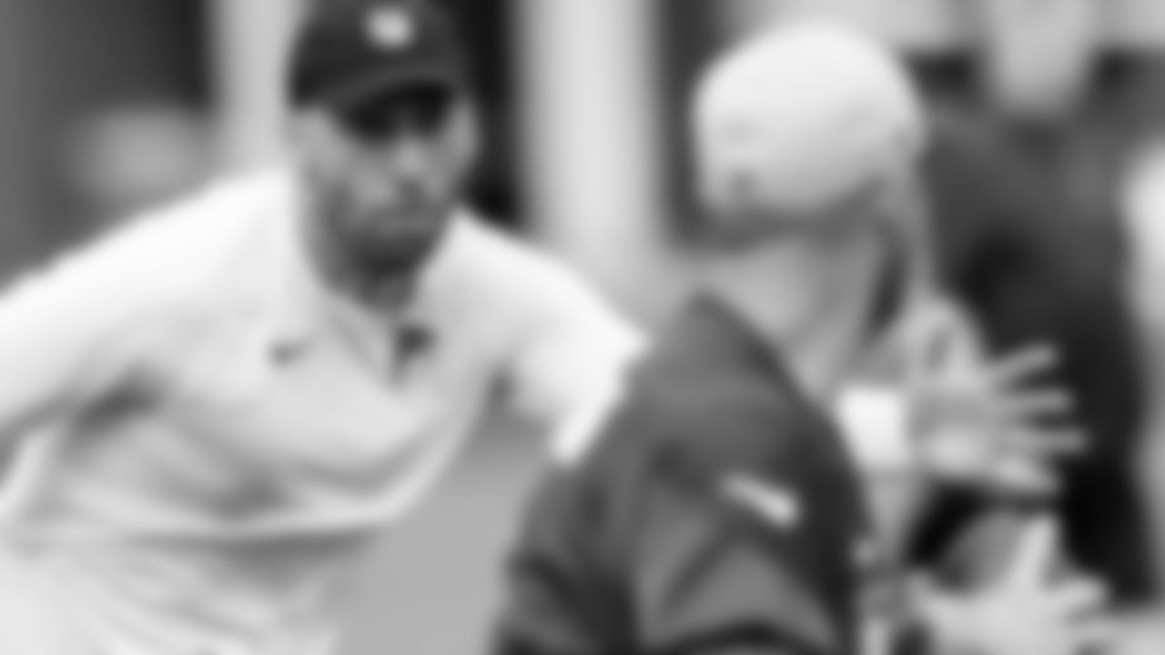 Offensive coordinator Dave Ragone works during field work drills in Phase II of the Atlanta Falcons offseason program on May 18, 2021.