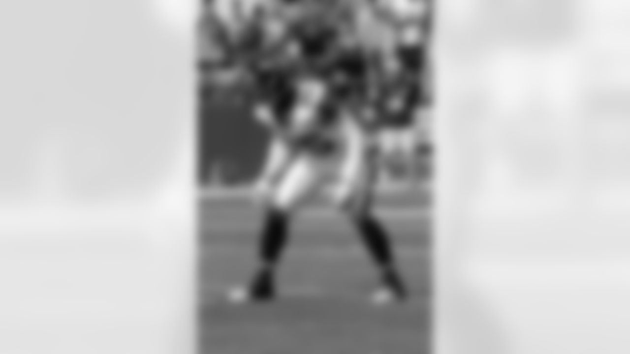 The Falcons and Seahawks meet at Seattle's CenturyLink Field during the fourth week of the regular season // Falcons at Seahawks - 2011 // Oct. 2, 2011 // Seattle -