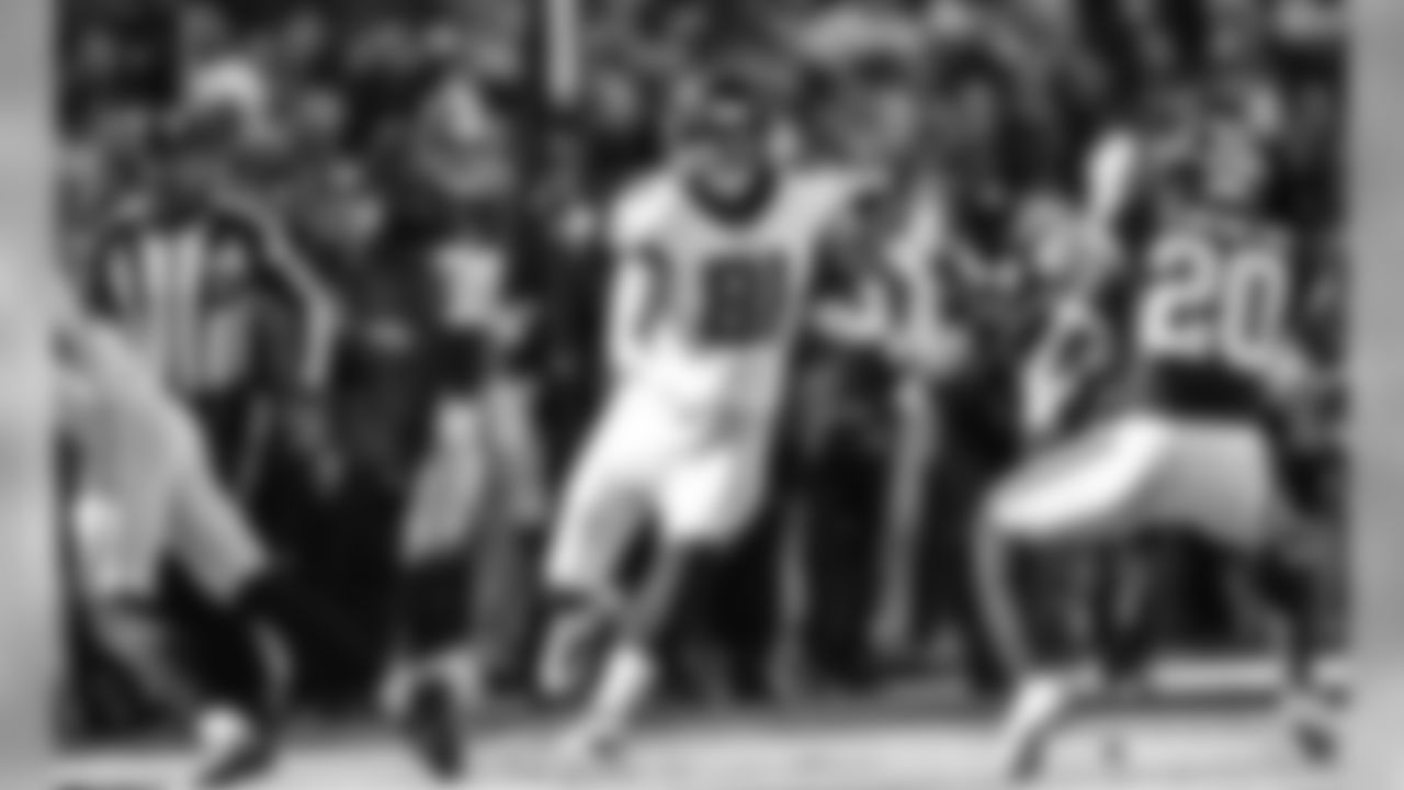 TE Austin Hooper
Atlanta Falcons / Alika Jenner
