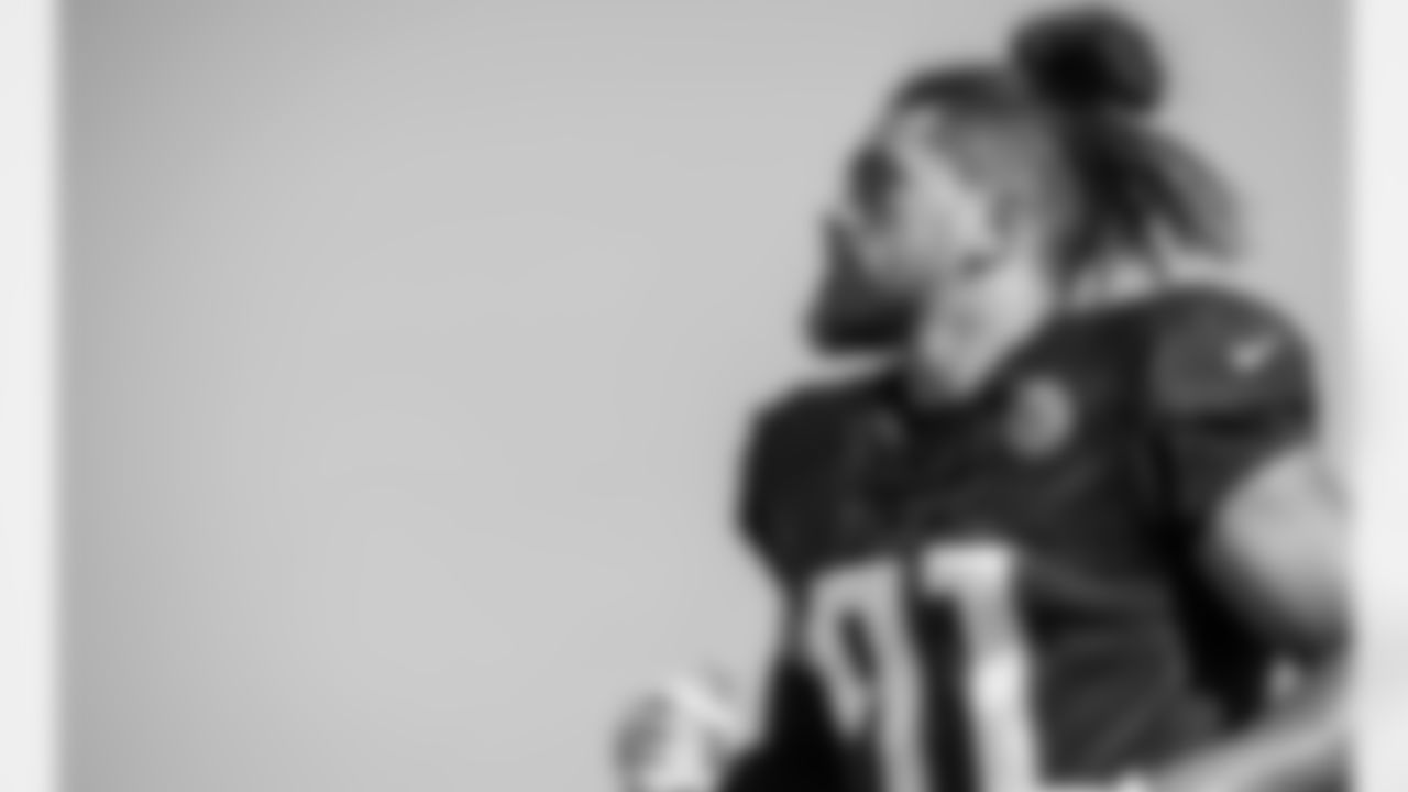 Atlanta Falcons defensive tackle Jacob Tuioti-Mariner #91