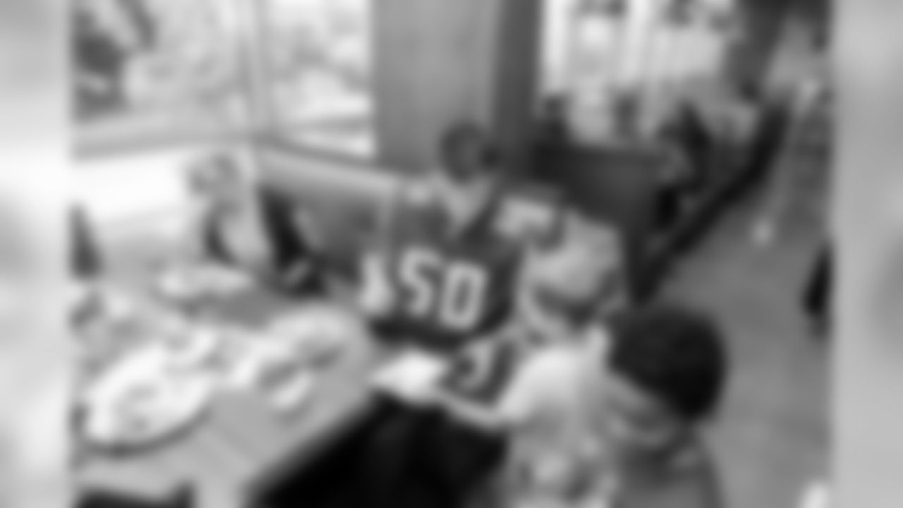 Falcons_20190909_RonaldMcDonaldHouse_KM4_0765