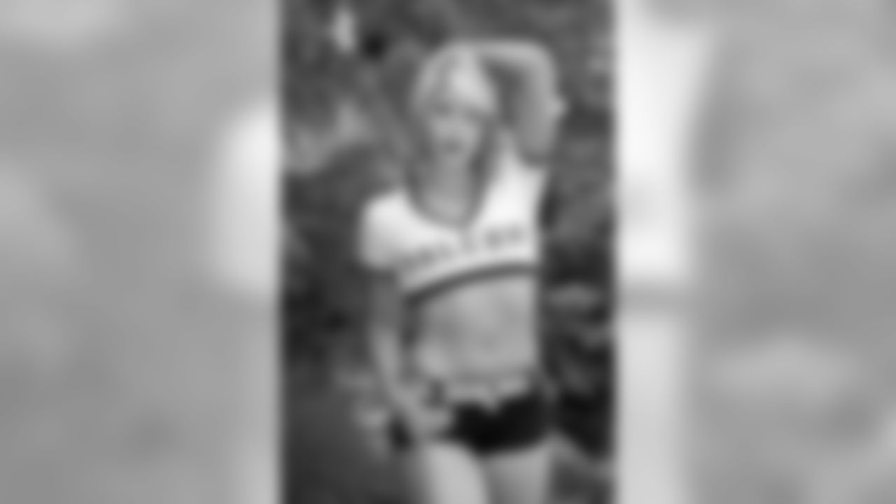 Reneau K. // 2011 Atlanta Falcons Cheerleaders Studio Shots // 2011 // Atlanta -