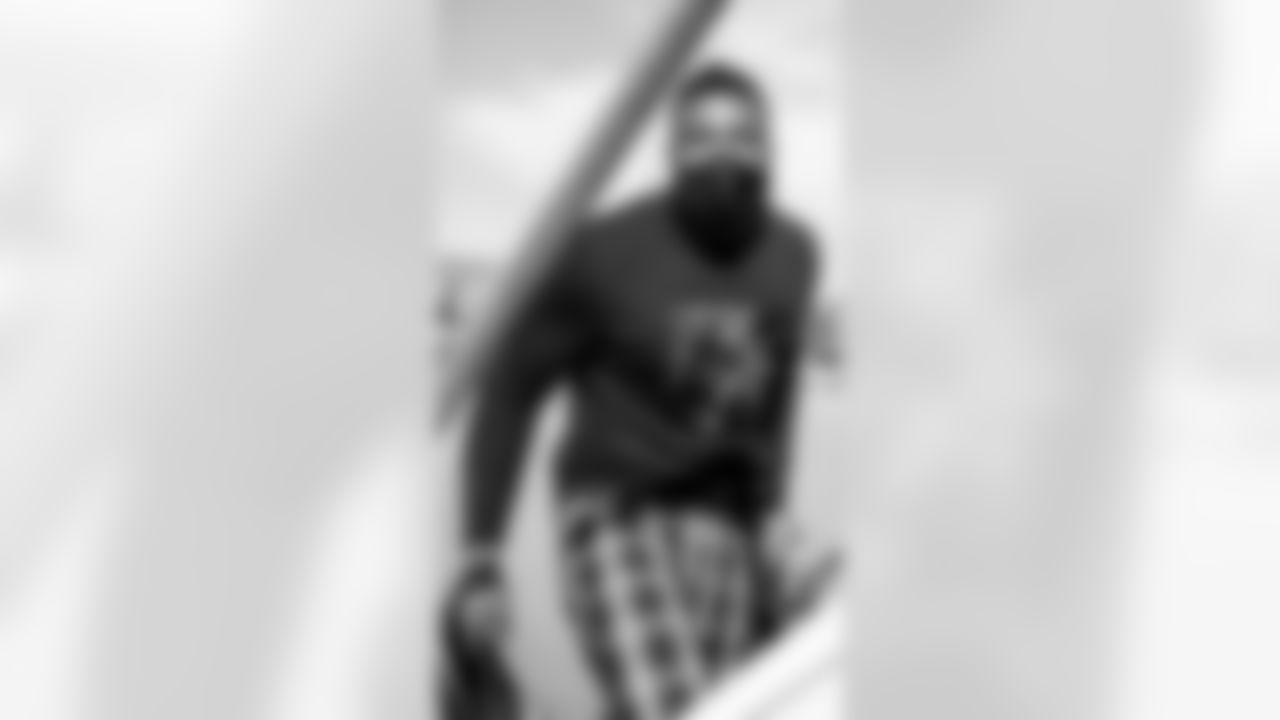 Atlanta Falcons strong safety Keanu Neal #22 travels to face the New Orleans Saints on November 21, 2020.