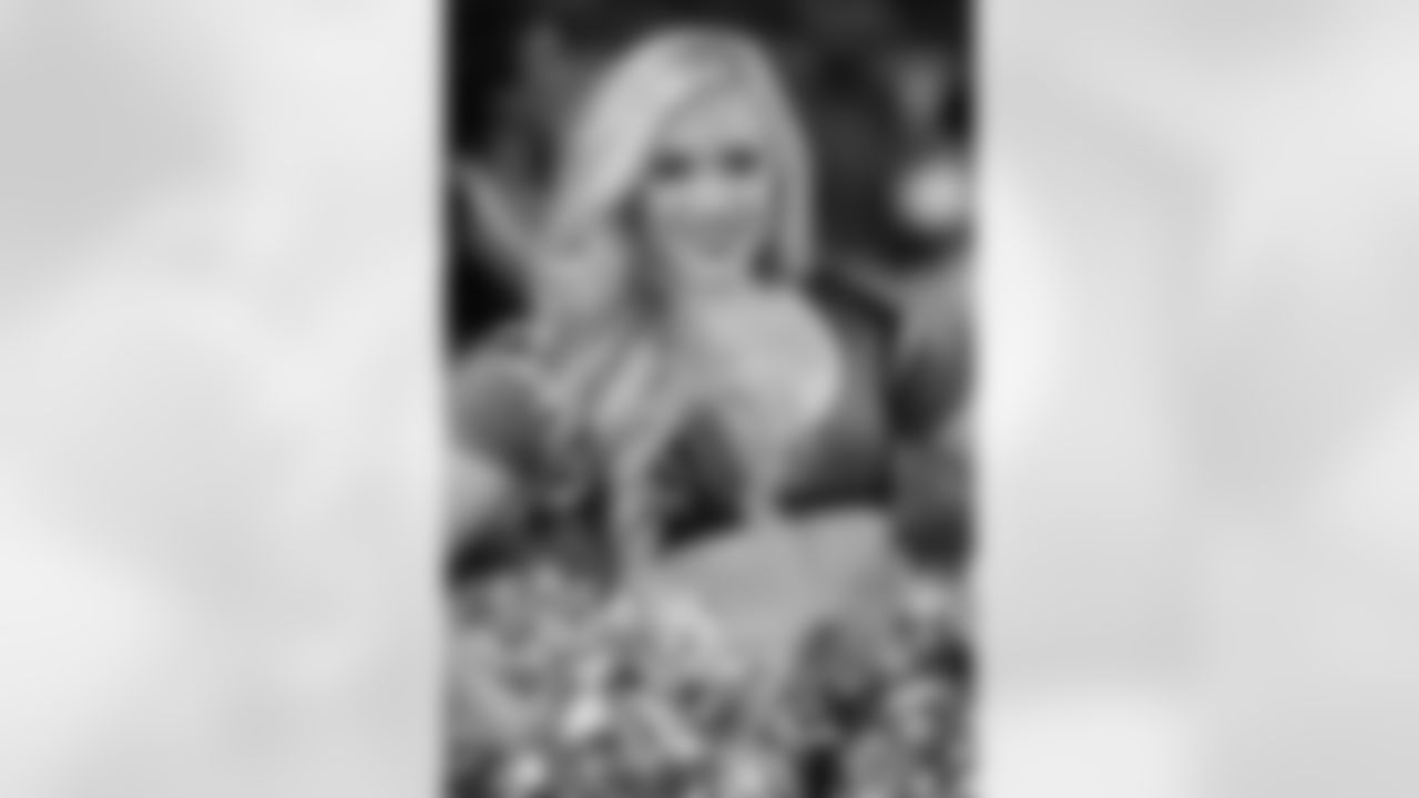 Atlanta Falcons Cheerleader Kelsi S. (PHOTOS: Art Morrison, Special to AtlantaFalcons.com)
