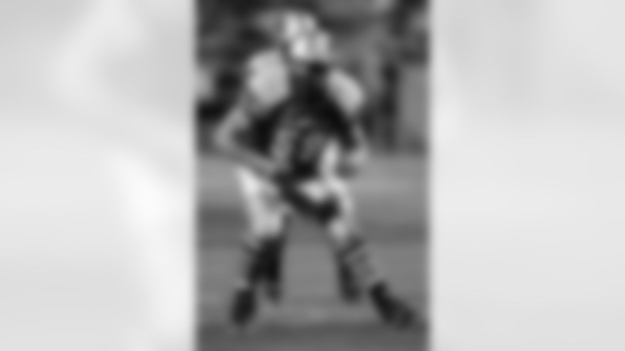 Falcons Select Joe Hawley