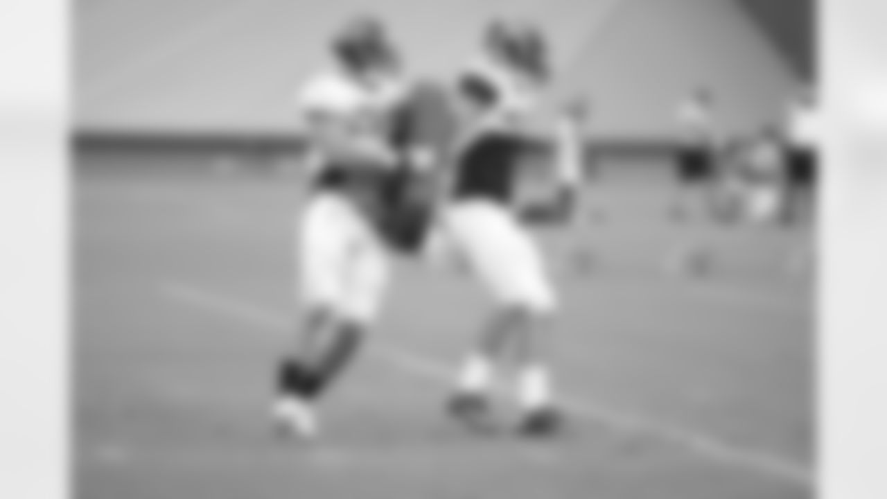 LB Paul Worrilow and LB Brenden Daley