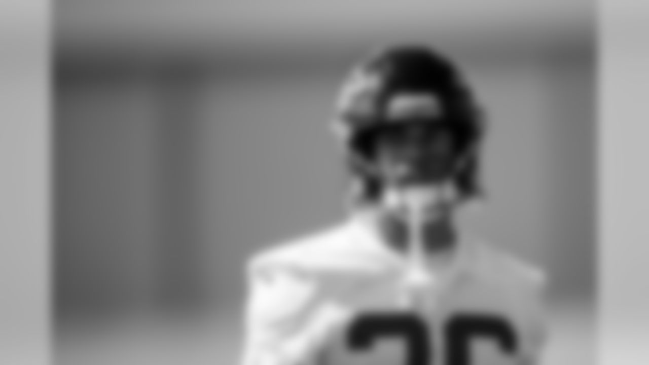 Atlanta Falcons cornerback Isaiah Oliver #26 looks on during practice. (Photo by Kara Durrette/Atlanta Falcons)