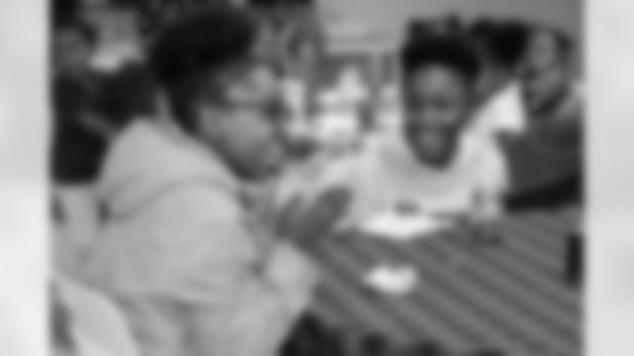 ShopWithaPro_KD_12172018_0276