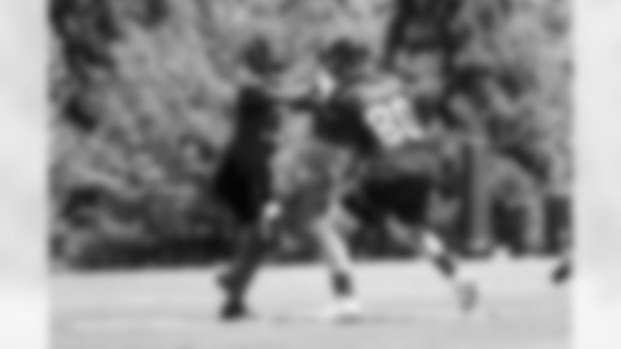 WR Christian Blake, TE Luke Stocker