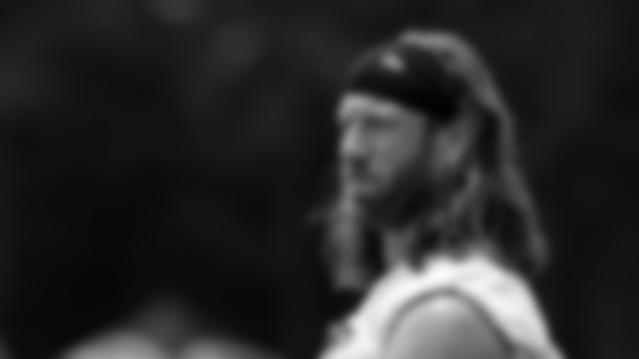Atlanta Falcons tight end Hayden Hurst #81 looks on during organized team activities in Phase III of the Atlanta Falcons offseason program on May 26, 2021.