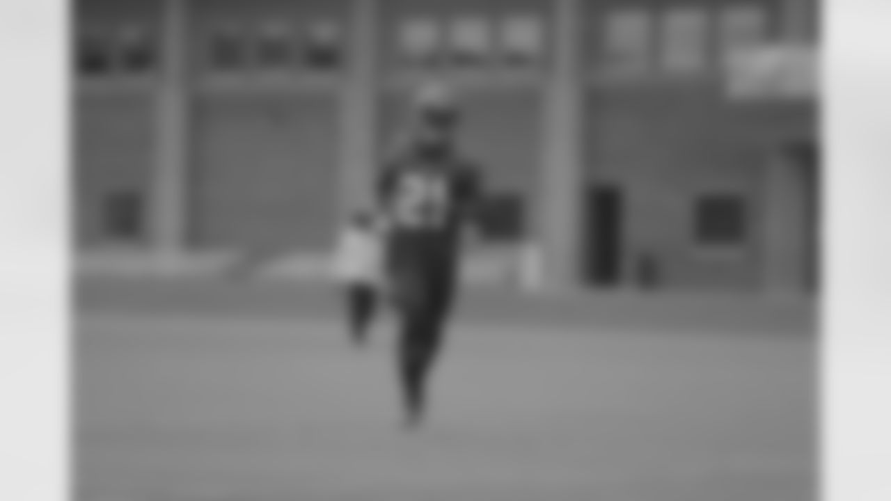 CB Desmond Trufant