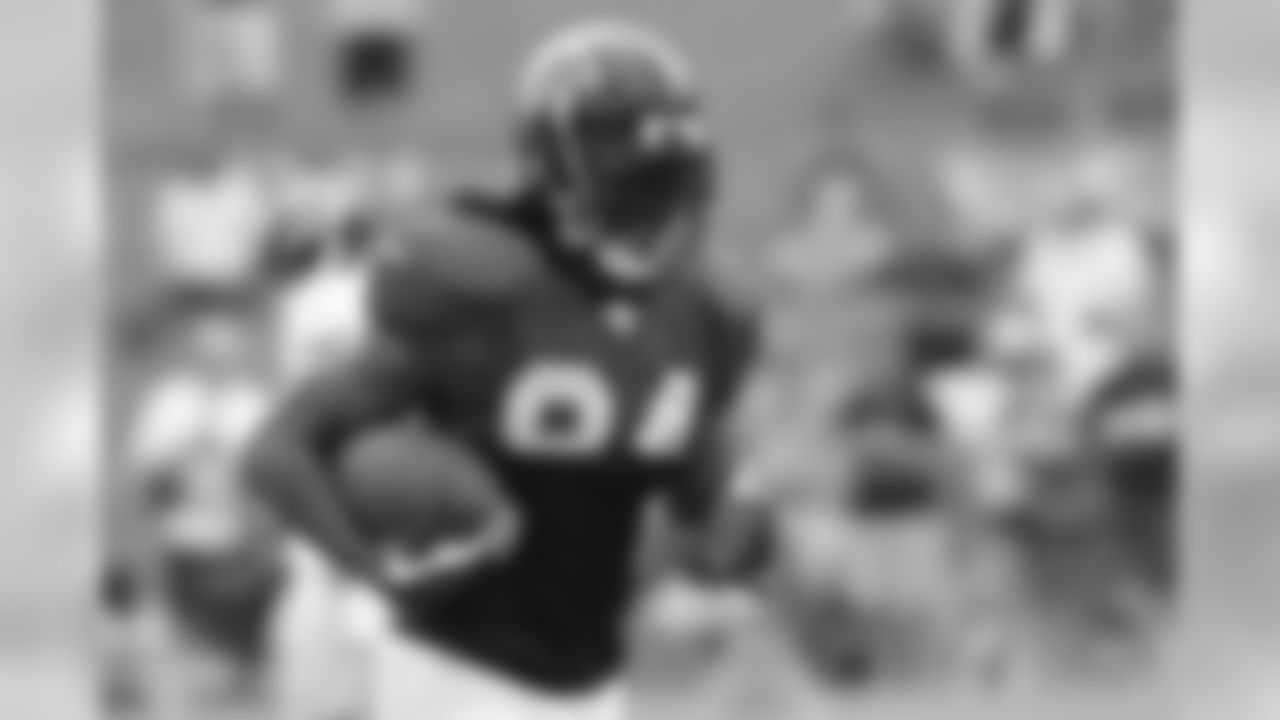 WR Roddy White // 2011 Russell Athletic Training Camp - Day 7 // August 7, 2011 // Flowery Branch, Ga. -