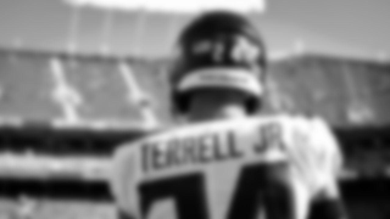 Atlanta Falcons cornerback A.J. Terrell #24 looks on before the game against the Kansas City Chiefs on December 27, 2020.