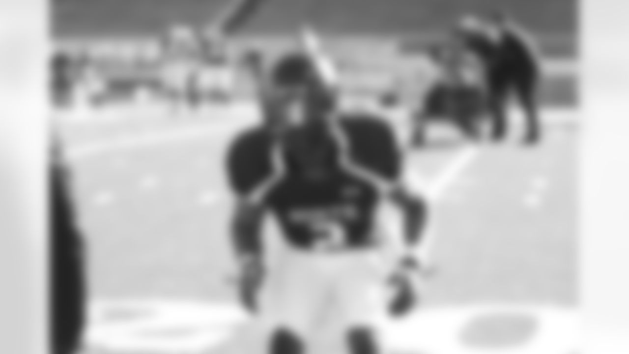 Utah State CB Nevin Lawson