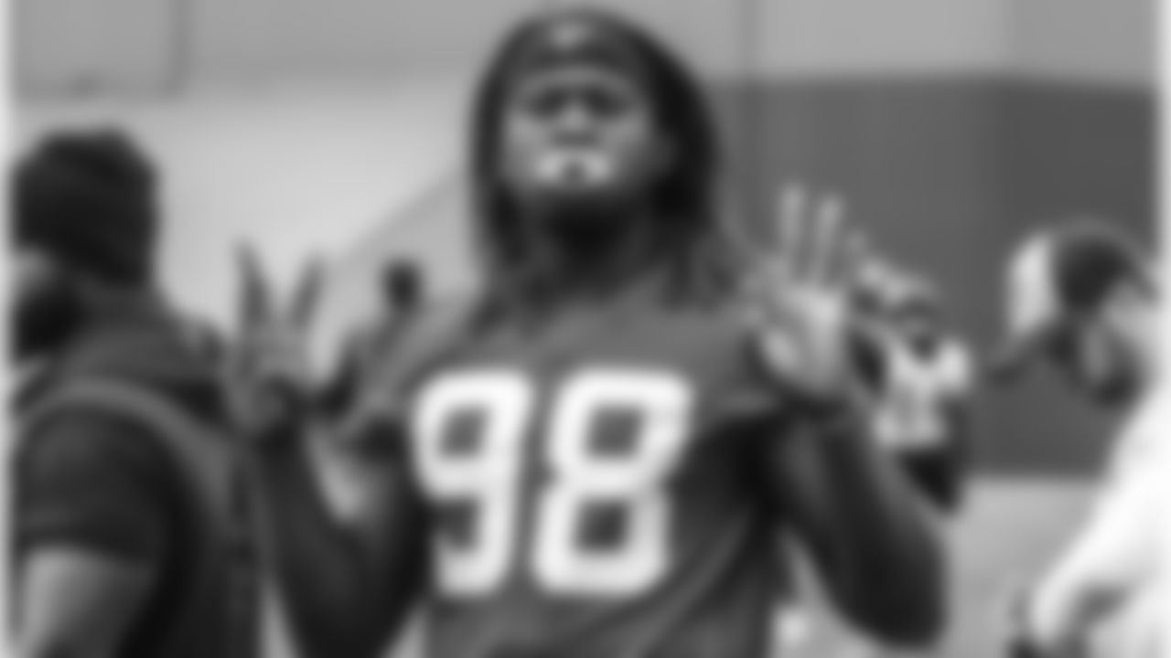 DE Takk McKinley
Atlanta Falcons / Stacey Ward